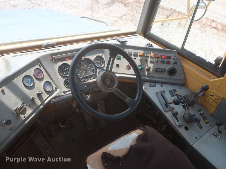 image for item MJ9146 1999 Volvo A25C  haul truck