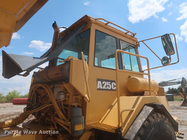 image for item MJ9146 1999 Volvo A25C  haul truck