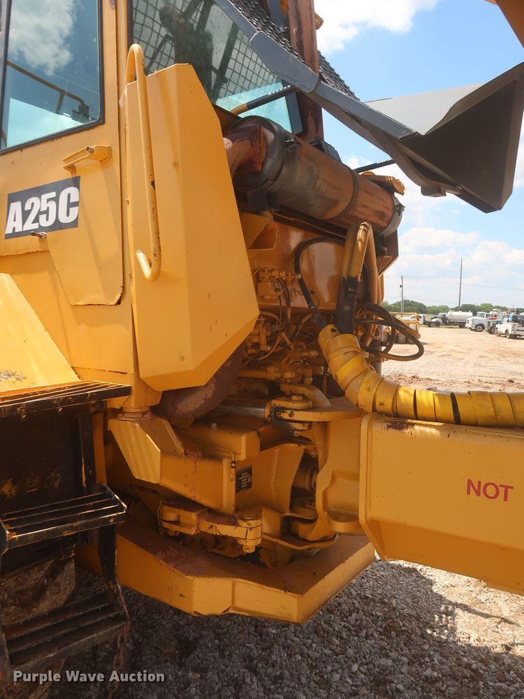 image for item MJ9146 1999 Volvo A25C  haul truck