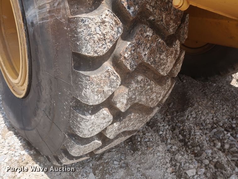 image for item MJ9146 1999 Volvo A25C  haul truck