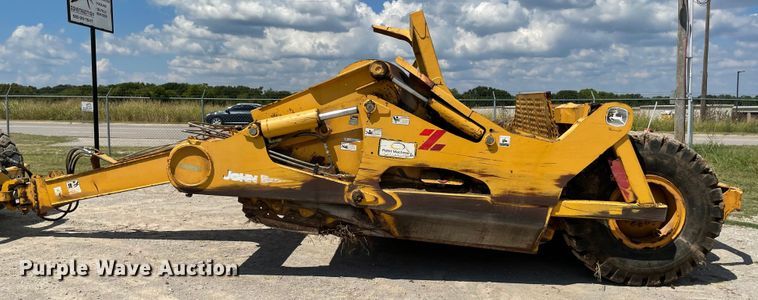 image for item MJ9153 2004 John Deere 1810E  scraper