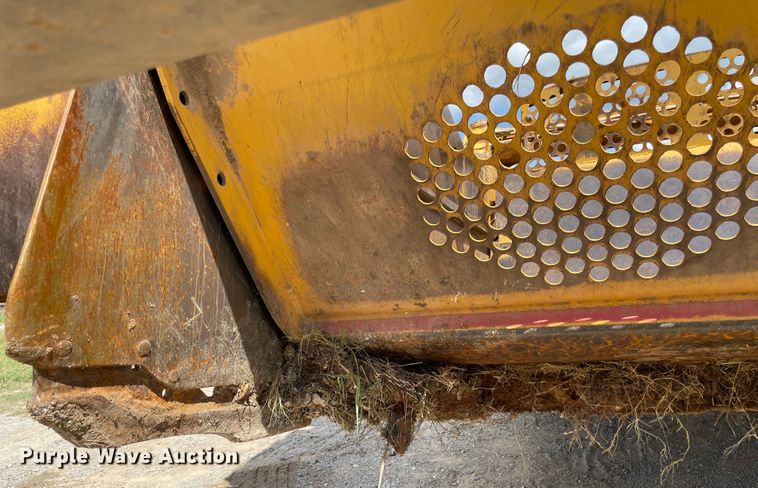 image for item MJ9153 2004 John Deere 1810E  scraper