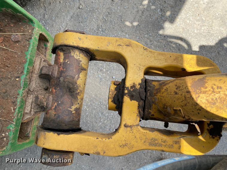 image for item MJ9154 2004 John Deere 1810E  scraper