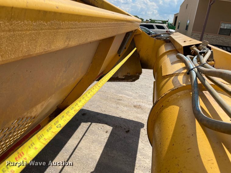 image for item MJ9154 2004 John Deere 1810E  scraper