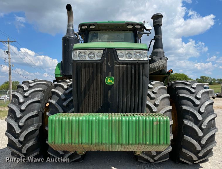 image for item MJ9155 2015 John Deere 9520R Scraper Special  4WD tractor
