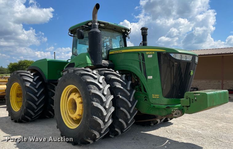 image for item MJ9155 2015 John Deere 9520R Scraper Special  4WD tractor