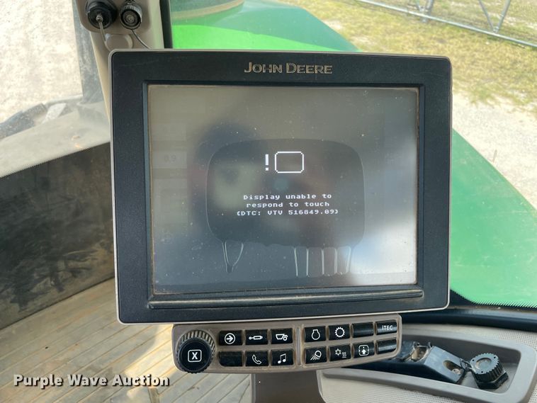 image for item MJ9155 2015 John Deere 9520R Scraper Special  4WD tractor