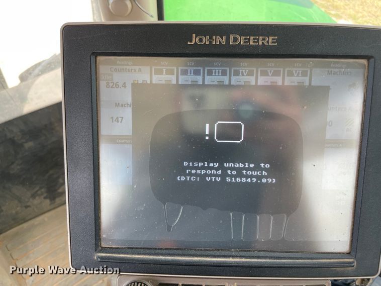 image for item MJ9155 2015 John Deere 9520R Scraper Special  4WD tractor