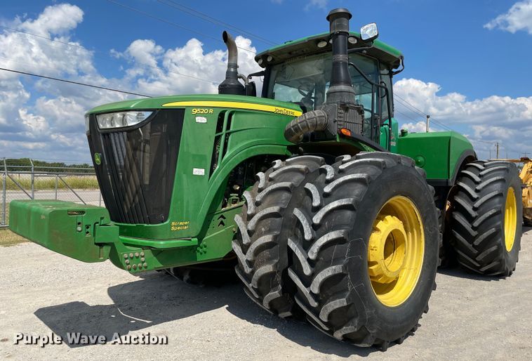 image for item MJ9155 2015 John Deere 9520R Scraper Special  4WD tractor