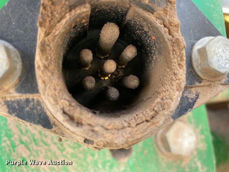 image for item MJ9155 2015 John Deere 9520R Scraper Special  4WD tractor