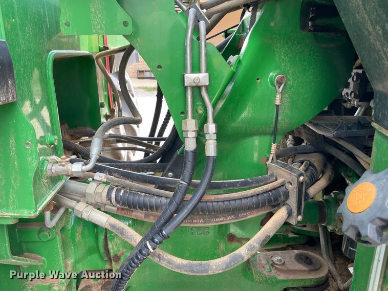 image for item MJ9155 2015 John Deere 9520R Scraper Special  4WD tractor