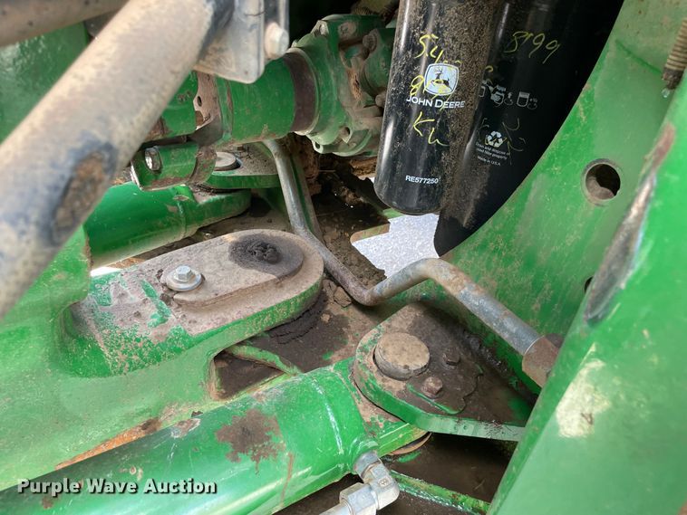 image for item MJ9155 2015 John Deere 9520R Scraper Special  4WD tractor
