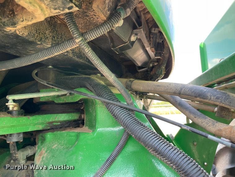 image for item MJ9155 2015 John Deere 9520R Scraper Special  4WD tractor