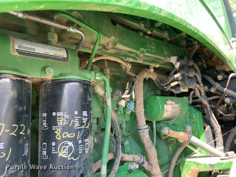 image for item MJ9155 2015 John Deere 9520R Scraper Special  4WD tractor