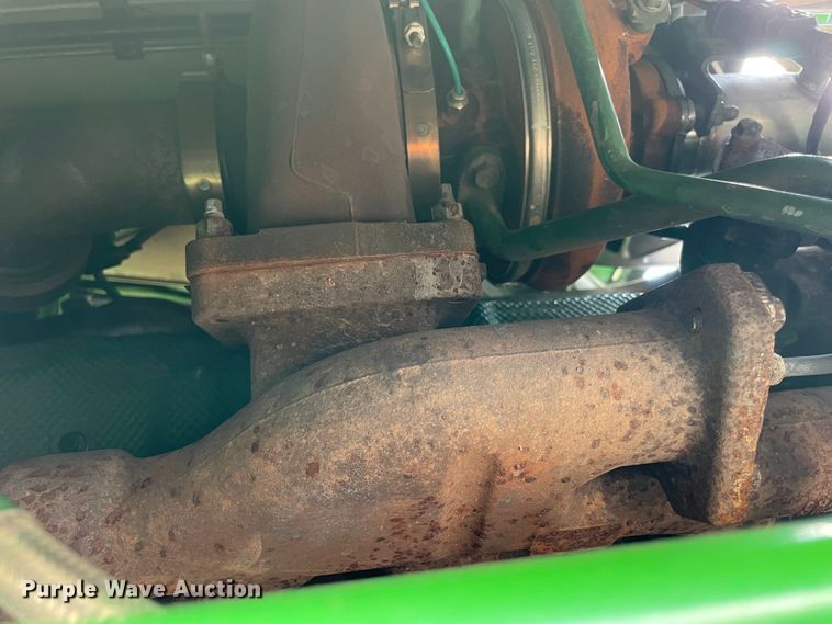 image for item MJ9155 2015 John Deere 9520R Scraper Special  4WD tractor