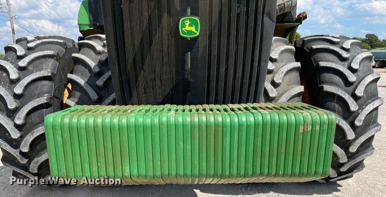 image for item MJ9155 2015 John Deere 9520R Scraper Special  4WD tractor