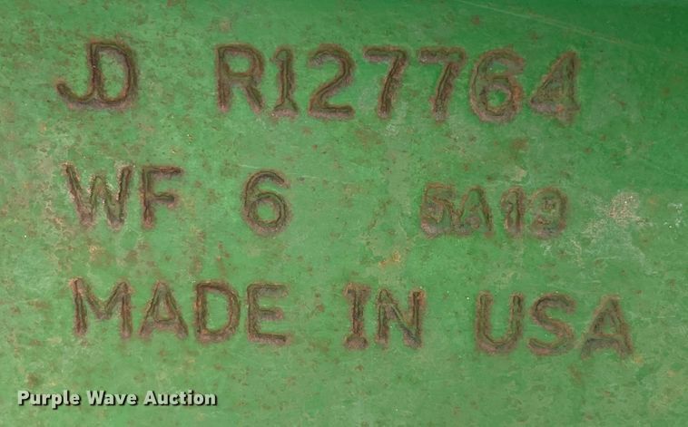 image for item MJ9155 2015 John Deere 9520R Scraper Special  4WD tractor
