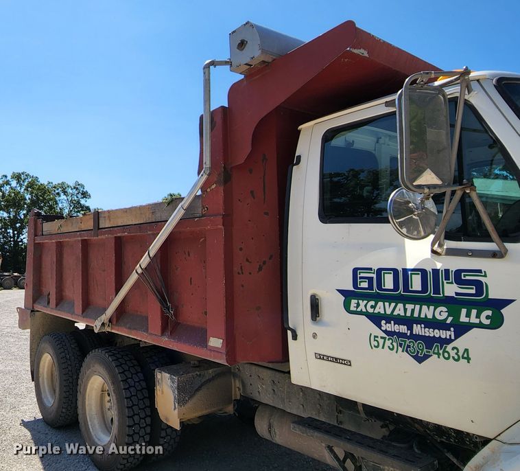 image for item MK9063 1999 Sterling L-Line  dump truck
