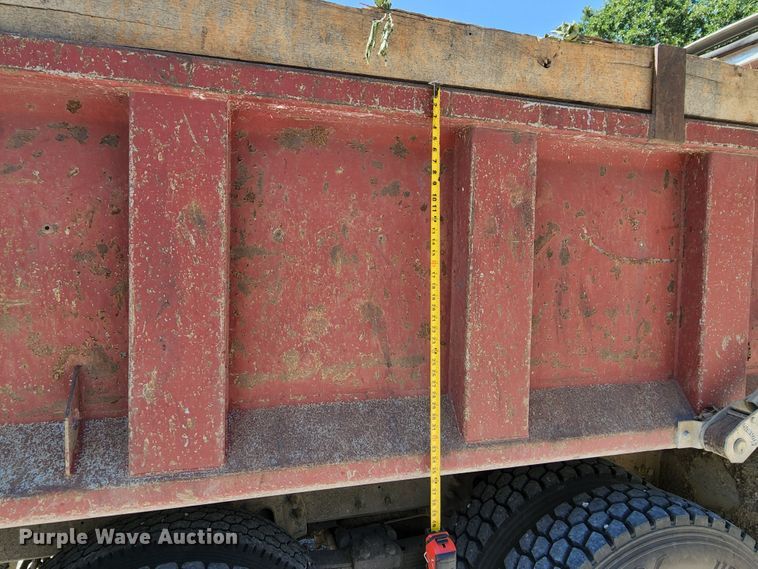 image for item MK9063 1999 Sterling L-Line  dump truck