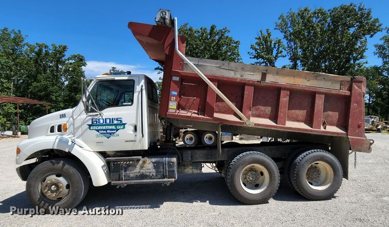 image for item MK9063 1999 Sterling L-Line  dump truck