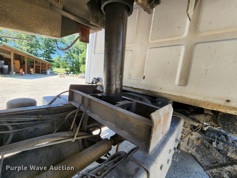 image for item MK9063 1999 Sterling L-Line  dump truck