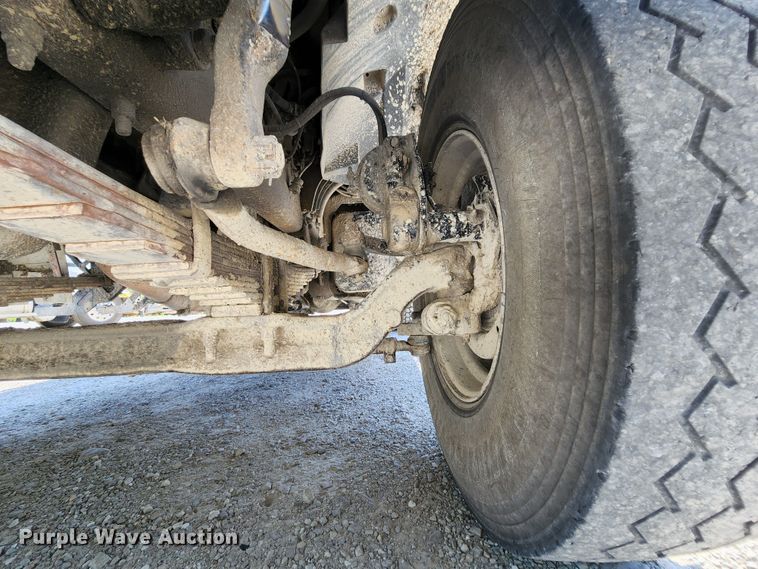 image for item MK9063 1999 Sterling L-Line  dump truck