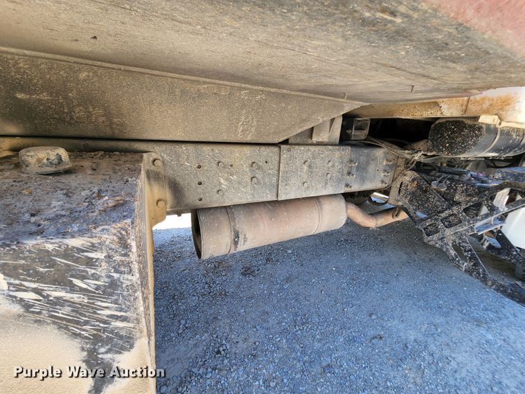 image for item MK9063 1999 Sterling L-Line  dump truck