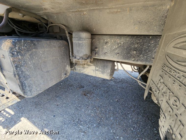 image for item MK9063 1999 Sterling L-Line  dump truck