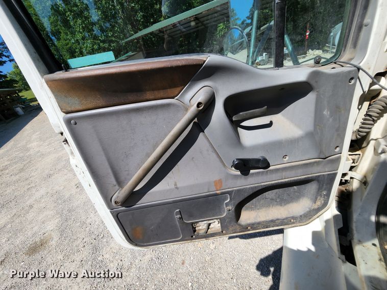 image for item MK9063 1999 Sterling L-Line  dump truck