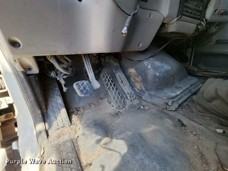 image for item MK9063 1999 Sterling L-Line  dump truck