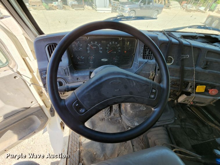 image for item MK9063 1999 Sterling L-Line  dump truck