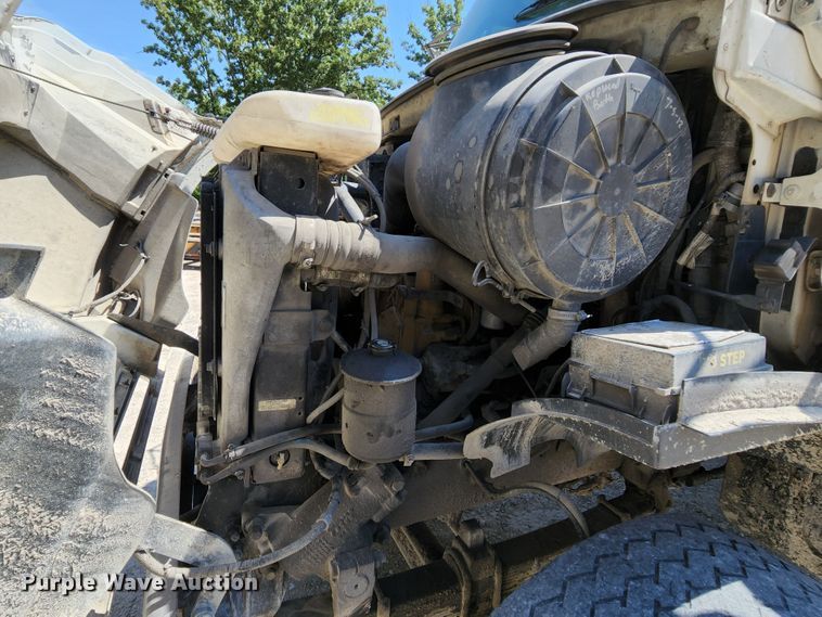 image for item MK9063 1999 Sterling L-Line  dump truck