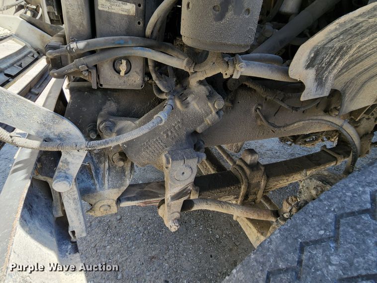 image for item MK9063 1999 Sterling L-Line  dump truck