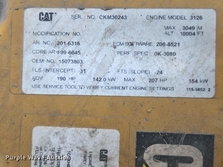 image for item MK9063 1999 Sterling L-Line  dump truck