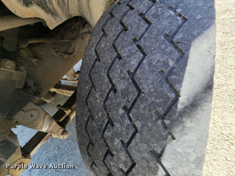 image for item MK9063 1999 Sterling L-Line  dump truck