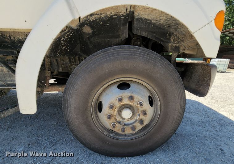 image for item MK9063 1999 Sterling L-Line  dump truck