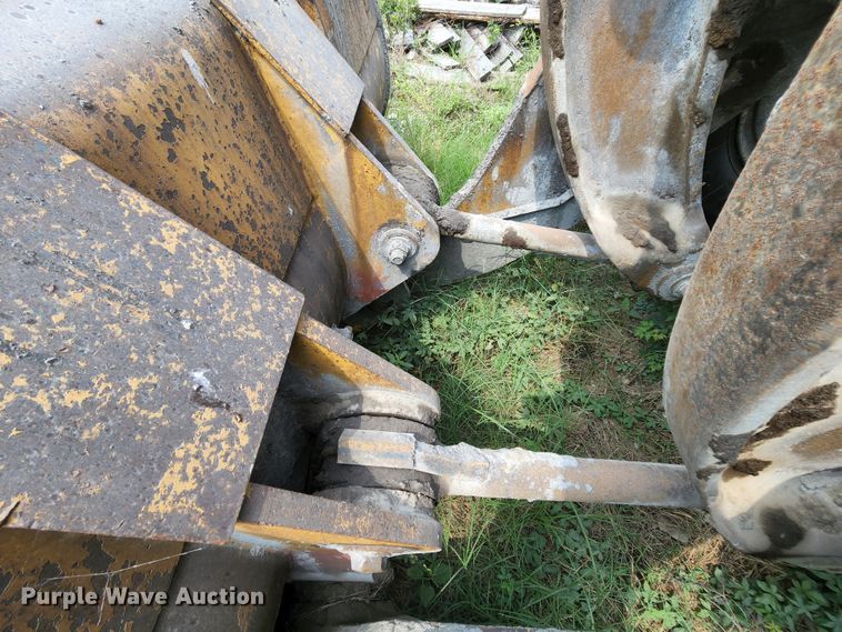 image for item MK9154 1979 Caterpillar 988B  wheel loader