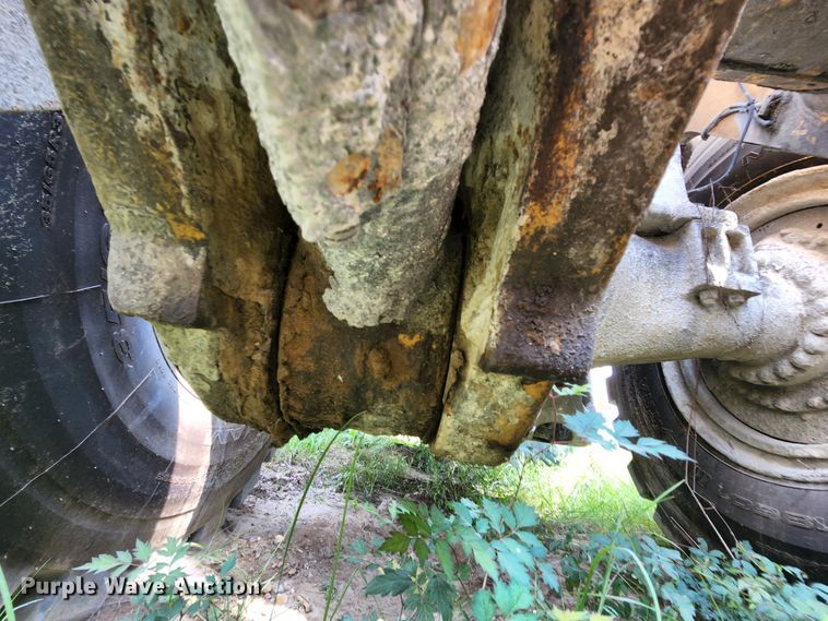 image for item MK9154 1979 Caterpillar 988B  wheel loader