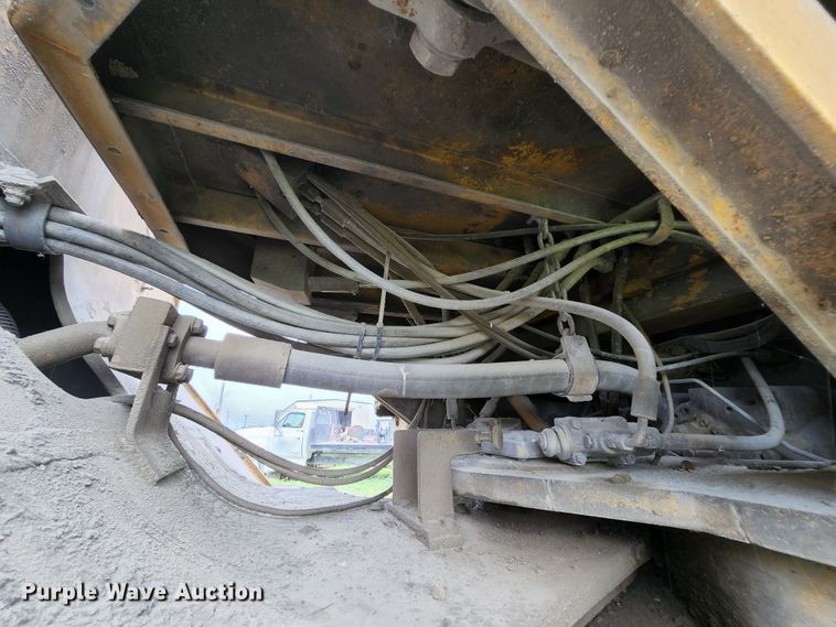 image for item MK9154 1979 Caterpillar 988B  wheel loader