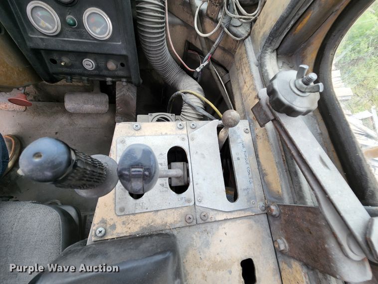 image for item MK9154 1979 Caterpillar 988B  wheel loader