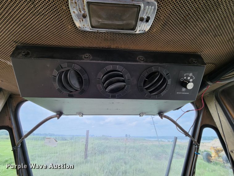 image for item MK9154 1979 Caterpillar 988B  wheel loader