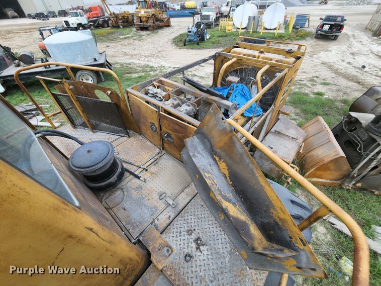 image for item MK9154 1979 Caterpillar 988B  wheel loader