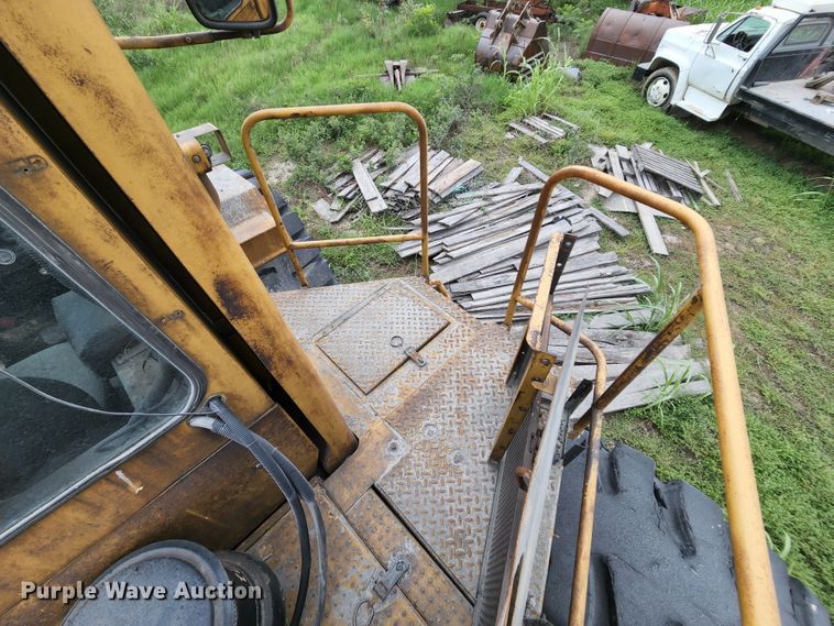 image for item MK9154 1979 Caterpillar 988B  wheel loader