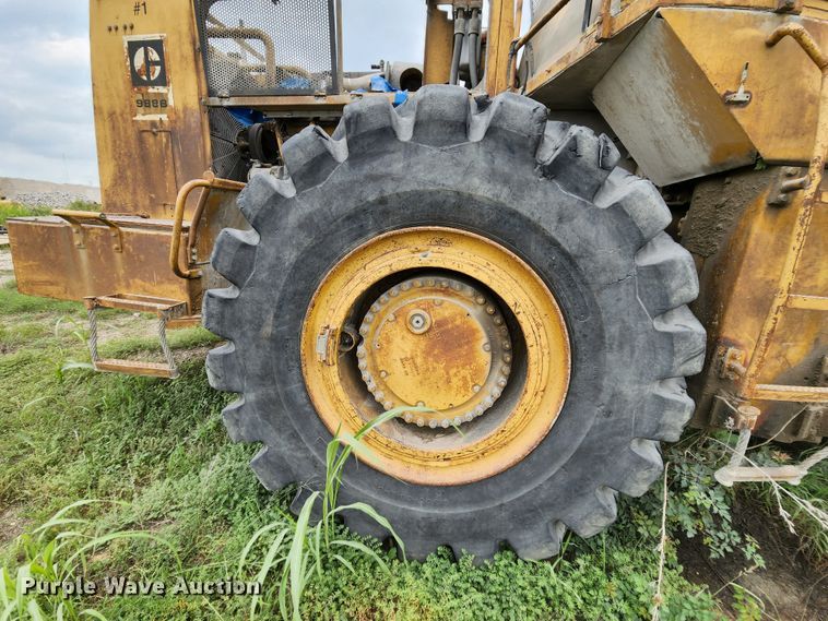 image for item MK9154 1979 Caterpillar 988B  wheel loader