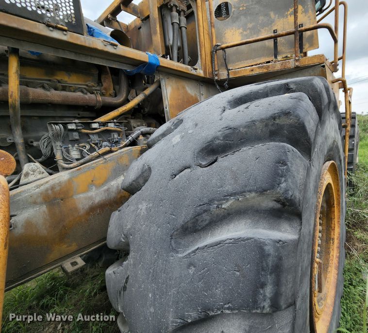 image for item MK9154 1979 Caterpillar 988B  wheel loader