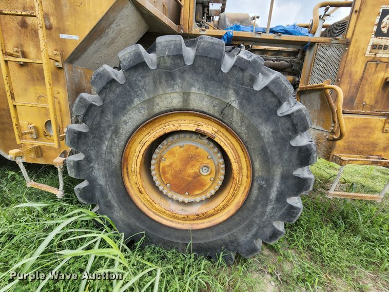 image for item MK9154 1979 Caterpillar 988B  wheel loader