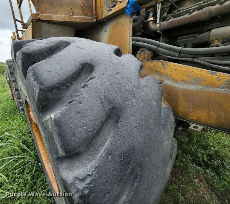image for item MK9154 1979 Caterpillar 988B  wheel loader