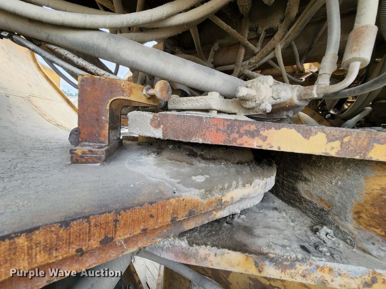 image for item MK9155 1979 Caterpillar 988B  wheel loader