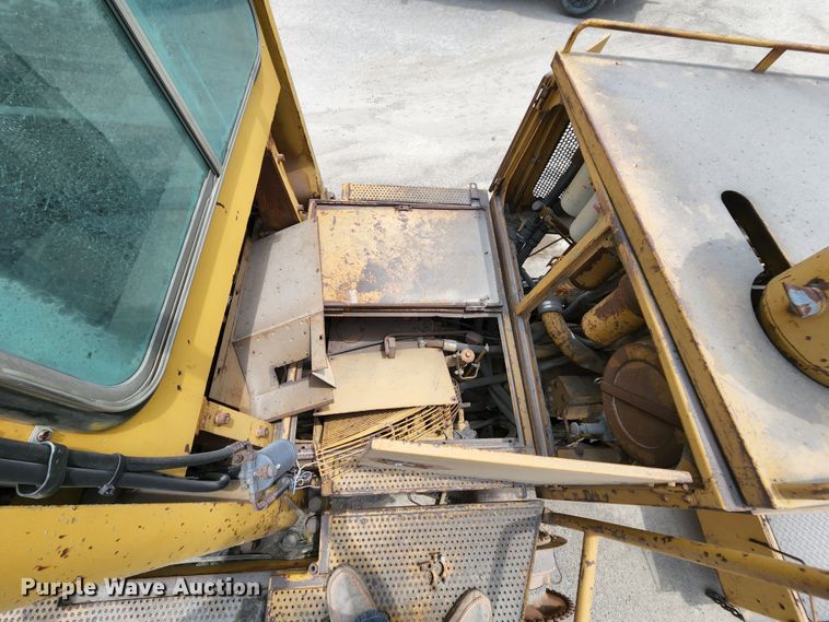 image for item MK9155 1979 Caterpillar 988B  wheel loader