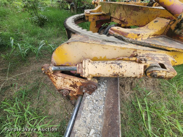 image for item MK9156 1968 Caterpillar 16  motor grader